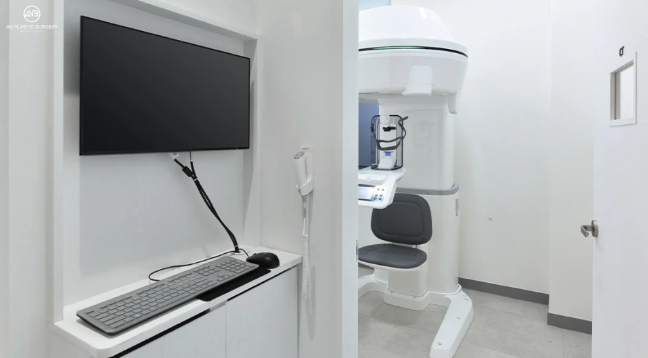 顔が四角い原因を分析するための3DCTによる骨格・神経位置の精密診断