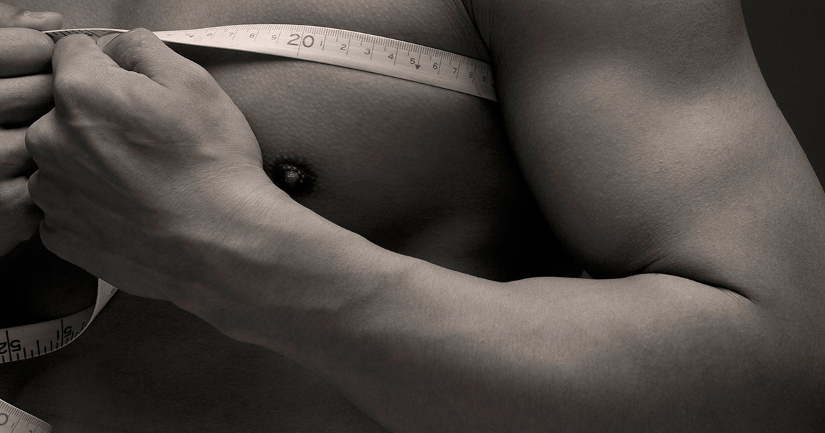 ศัลยกรรมหน้าอกผู้ชาย