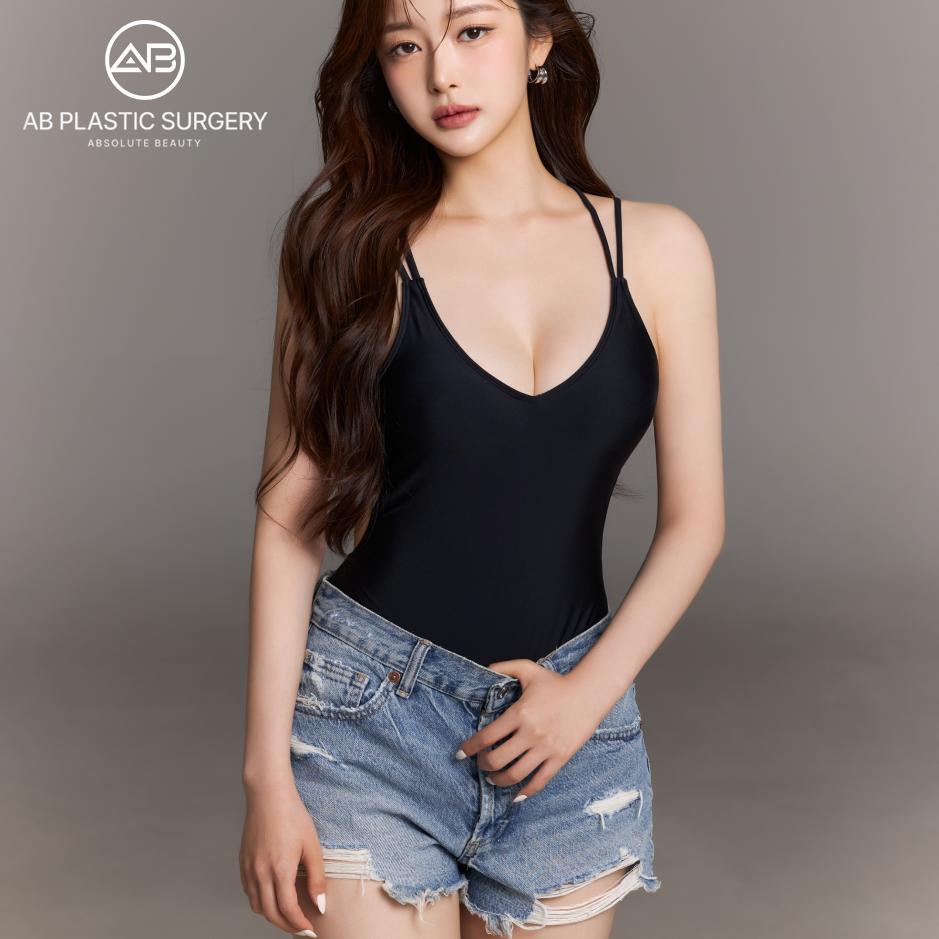 หน้าท้องแบนราบ เอวคอด หลังดูดไขมันที่ ABโรงพยาบาลศัลยกรรม