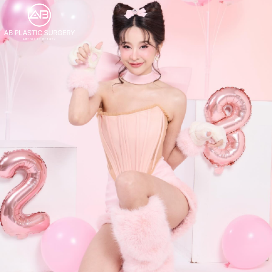 ภาพคุณ Beam Chichaya Asarawirakul (lllittlebeam) หลังทำศัลยกรรมที่เกาหลีโรงพยาบาลศัลยกรรมAB ใบหน้าดูสดใส ดวงตากลมโตขึ้น และรูปจมูกสวยรับกับใบหน้า